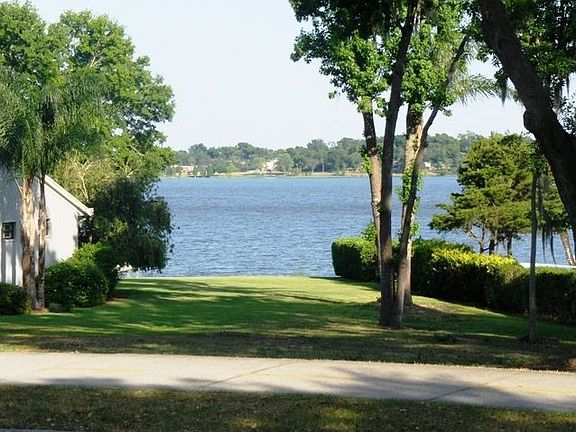 2nd image of 1 Hollingsworth Place Dr #4