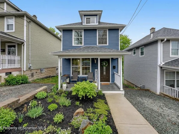109 Coppernick St, Throop, PA 18512