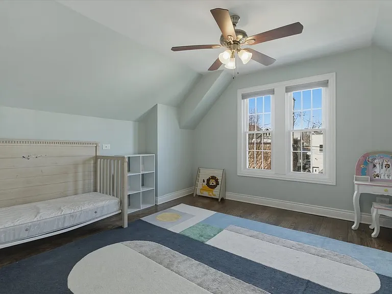 1828 W Berenice Ave — Photo 8