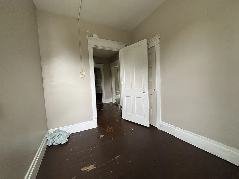 200 Gordon St — Photo 9