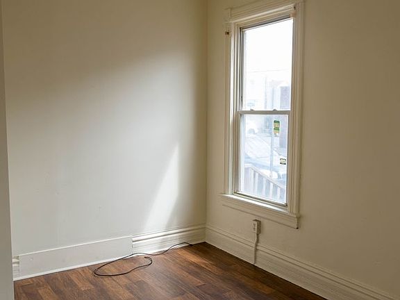 5th image of 93 Congress St APT 1