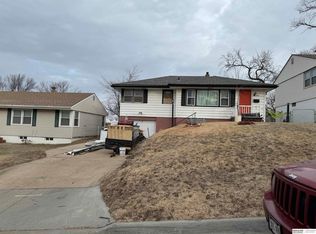 3724 Ida St, Omaha, NE 68112