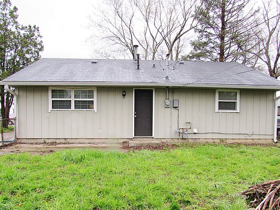 4th image of 8335 Meadowlark Dr