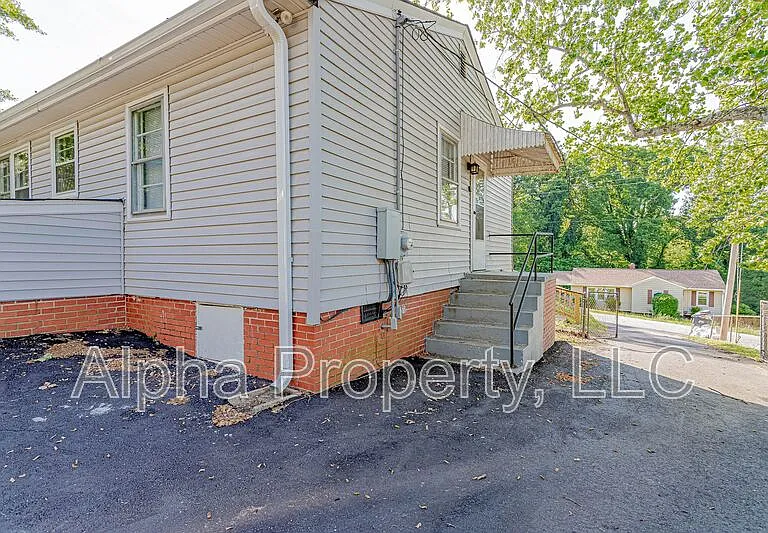 14 Melvin Dr — Photo 21
