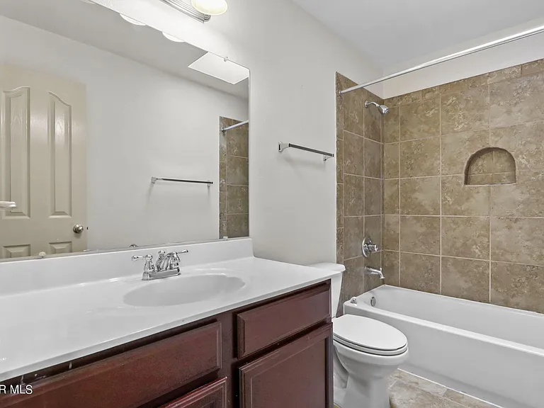 14438 Miguel Terrazas Dr — Photo 32