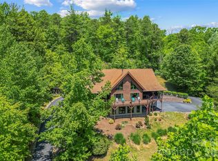 482 Gap Creek Rd, Zirconia, NC 28790