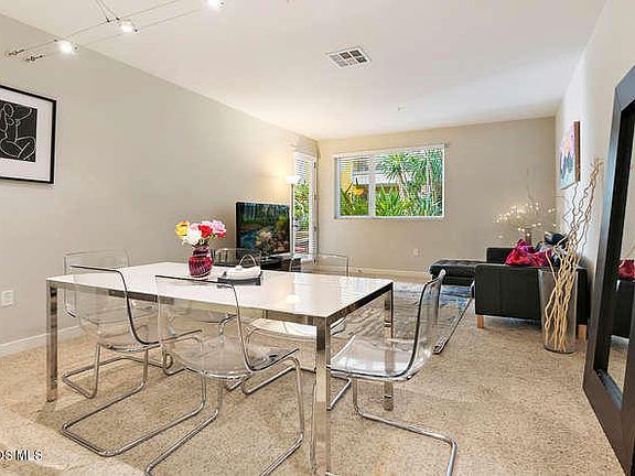 5th image of 21301 Erwin St Unit 223