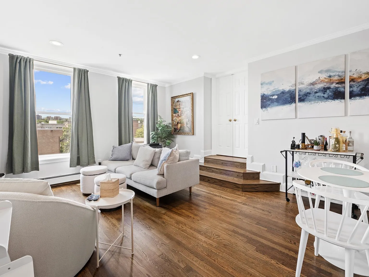 2 bed, 2.0 bath, $4,600 — Photo 1
