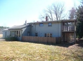 11 North Rd, East Kingston, NH 03827