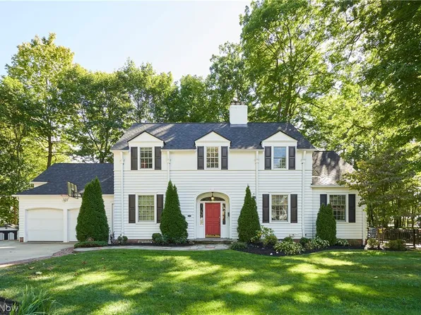 251 Overwood Rd, Akron, OH 44313