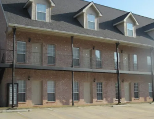 216 Lincoln Grn Photo 1