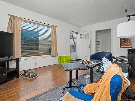 4th image of 2861 1/2 B 1/2 Rd