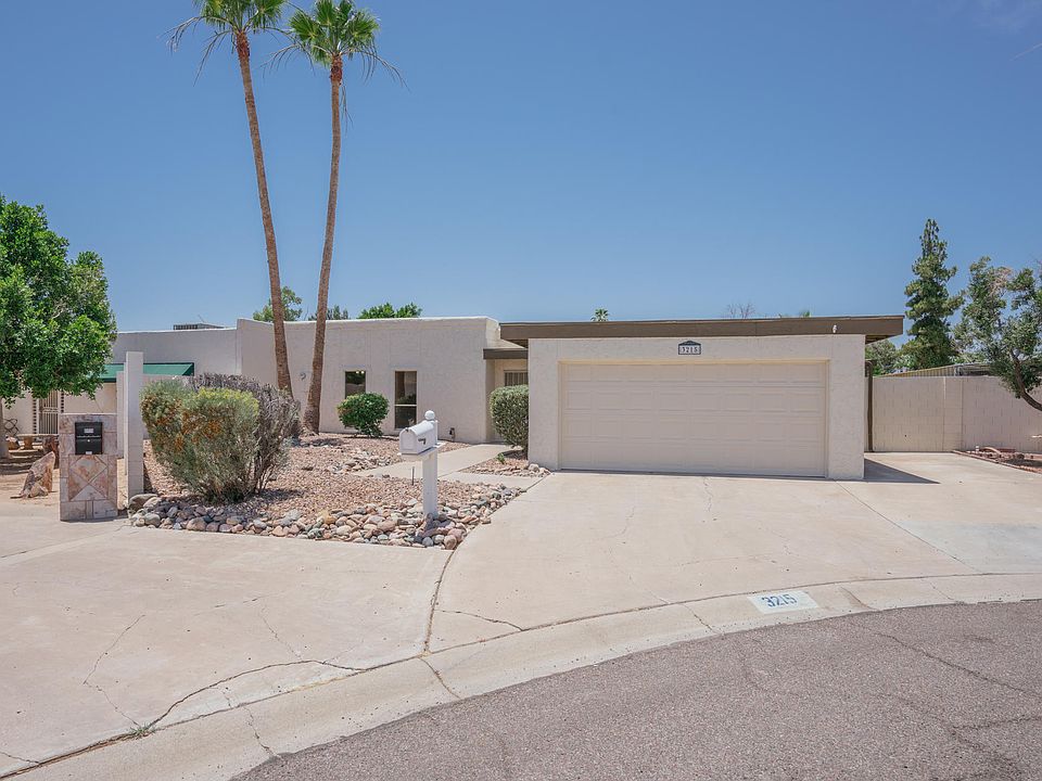 1st image of 3215 W Sahuaro Dr