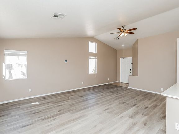 5th image of 6123 Cozy Creek St