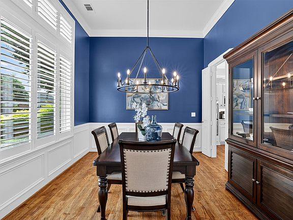 5th image of 1505 Shadybrook Ln