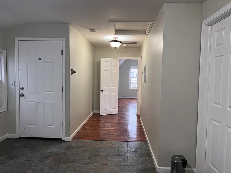 29 Alexander St #3 — Photo 6