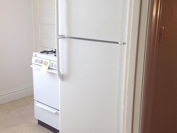 5th image of 2524 J St #1