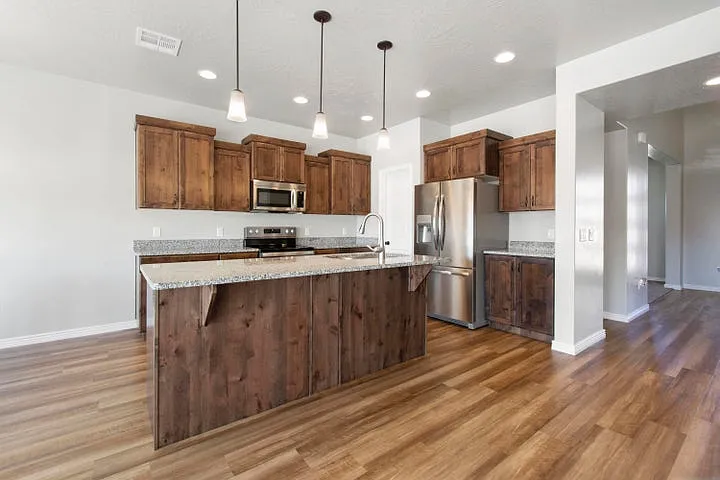 1706 E Honeycomb Dr — Photo 3