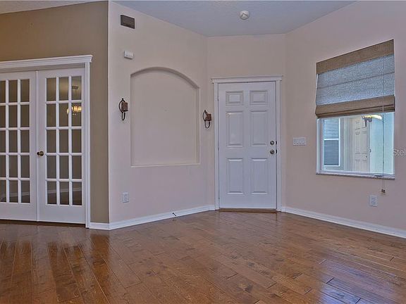 4th image of 7518 Surrey Pines Dr