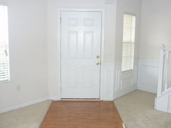 4th image of 708 Davenport Ct