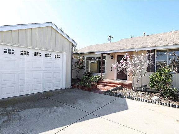2nd image of 1027 Kornblum Ave