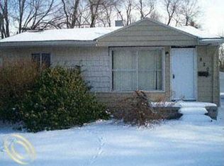 820 Kenilworth Ave, Pontiac, MI 48340