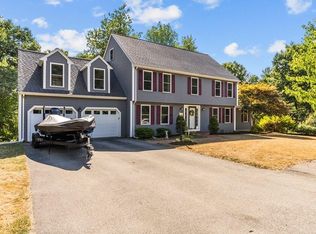 25 Hayden Dr, Foxboro, MA 02035