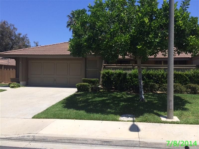 2nd image of 6 Melody Hill Ln