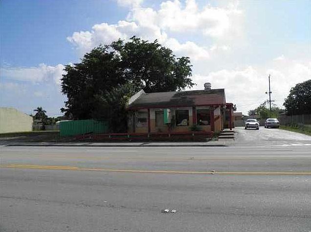 1st image of 2550 NW 19th St