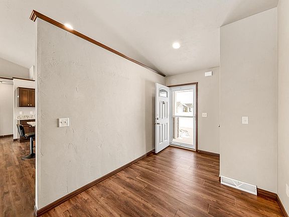 4th image of 1961 West Kohl DRIVE