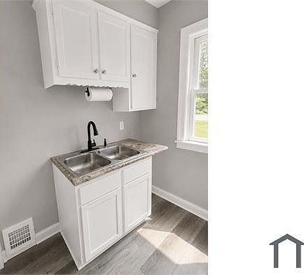 5th image of 1125 9th St #2N