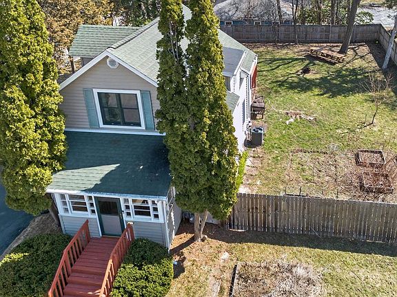 2nd image of 21 Powers Avenue