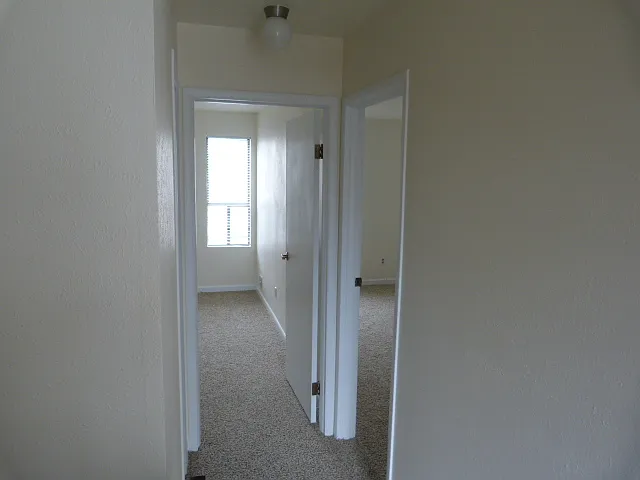 1050 S Monaco Pkwy #15 — Photo 8
