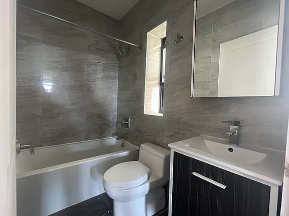 2nd image of 2918 Frederick Douglass Blvd #4B