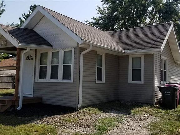2nd image of 806 Paul Ave