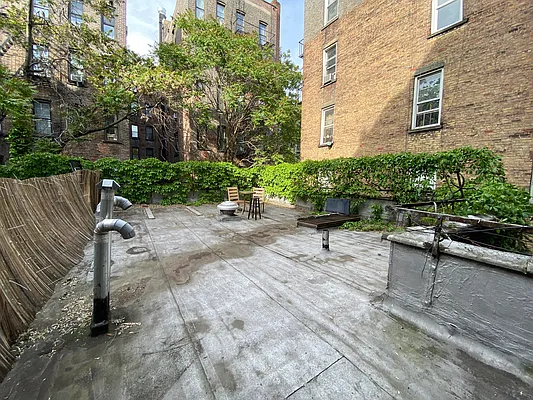 Rented by Bond New York | media 10