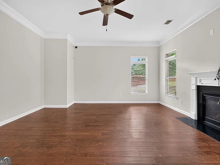 2210 Apple Orchard Way — Photo 19