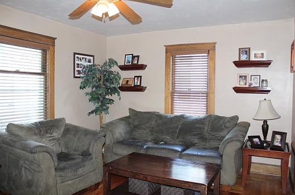 3rd image of 516 Paden St