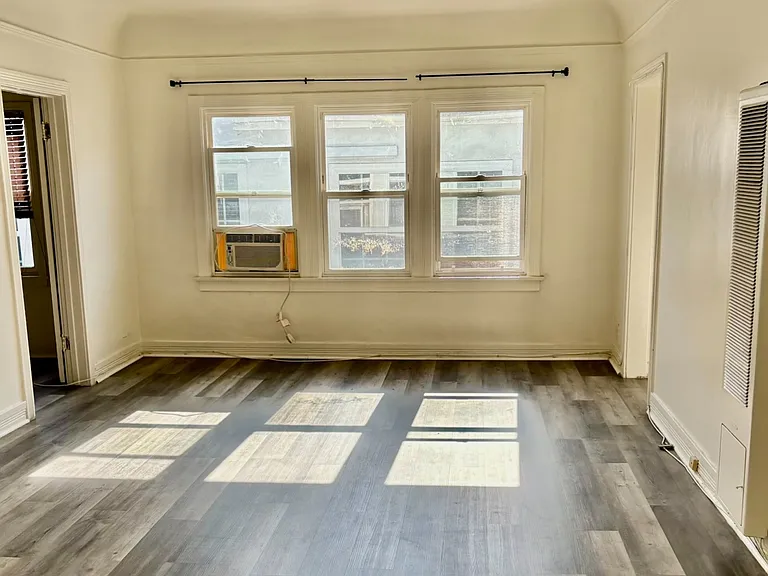 1432 N Formosa Ave #5 — Photo 3