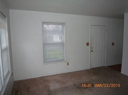 2nd image of 1246 Warner St