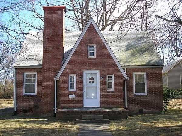 1st image of 609 Mayflower Dr