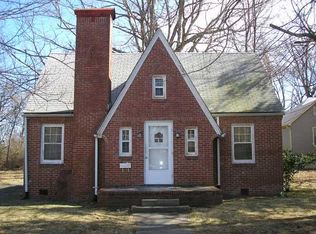 609 Mayflower Dr, Greensboro, NC 27403