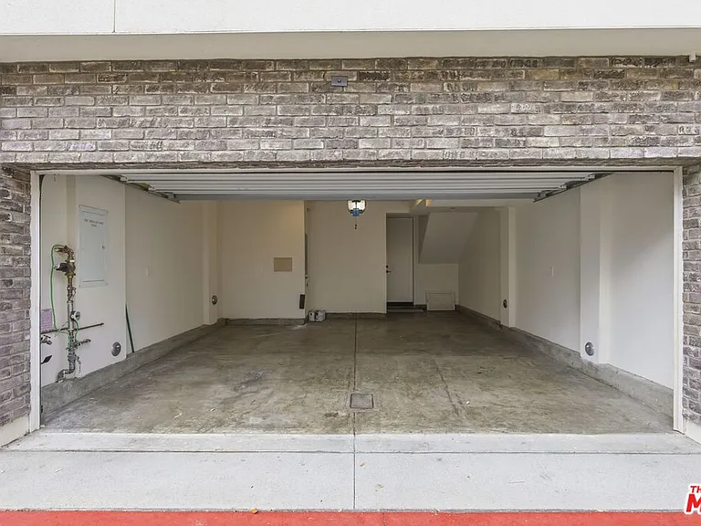 1605 N Arla Way — Photo 31