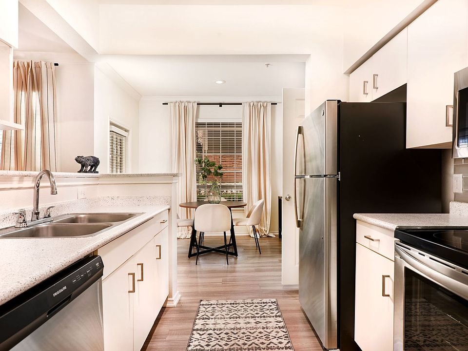 1st image of 210 E Sonterra Blvd #917