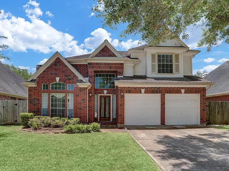 14019 Lake Trail Dr — Photo 2