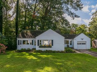 7708 Fairview Ave, Kirtland, OH 44094