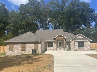 1361 Porters Chapel Rd, Vicksburg, MS 39180