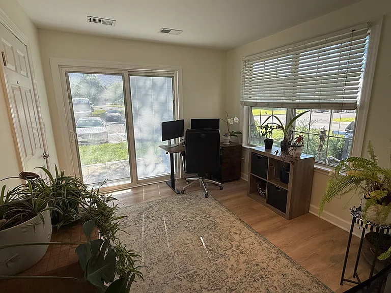 17 Augusta Ct #1 — Photo 7