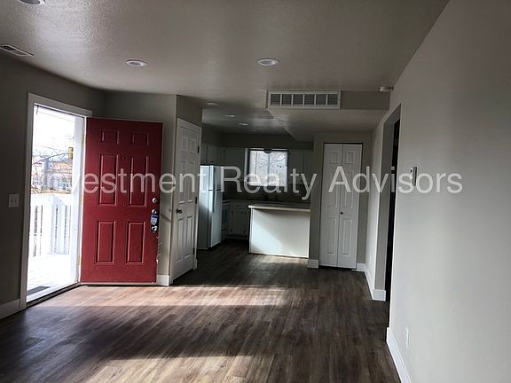 3rd image of 1469 E Fort Union Blvd