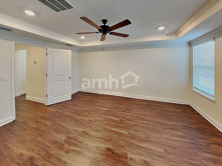 2521 Sunrise Landing Loop — Photo 16